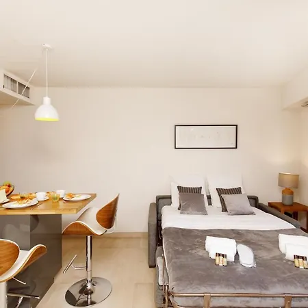 Colline Azur Yourhosthelper Apartman *